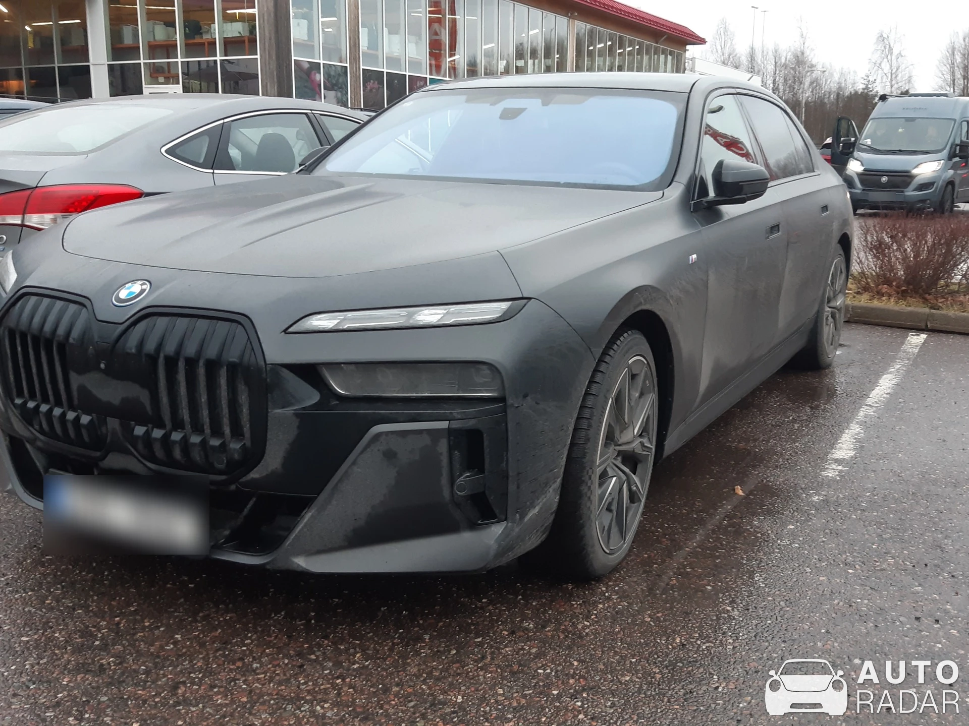 BMW i7 spotted in Vantaa, Finland