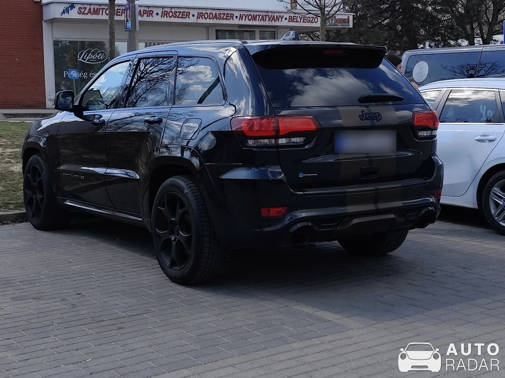 Jeep Grand Cherokee SRT Trackhawk spotted in Tatabánya