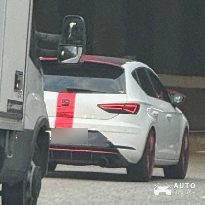 SEAT Leon CUP spotted