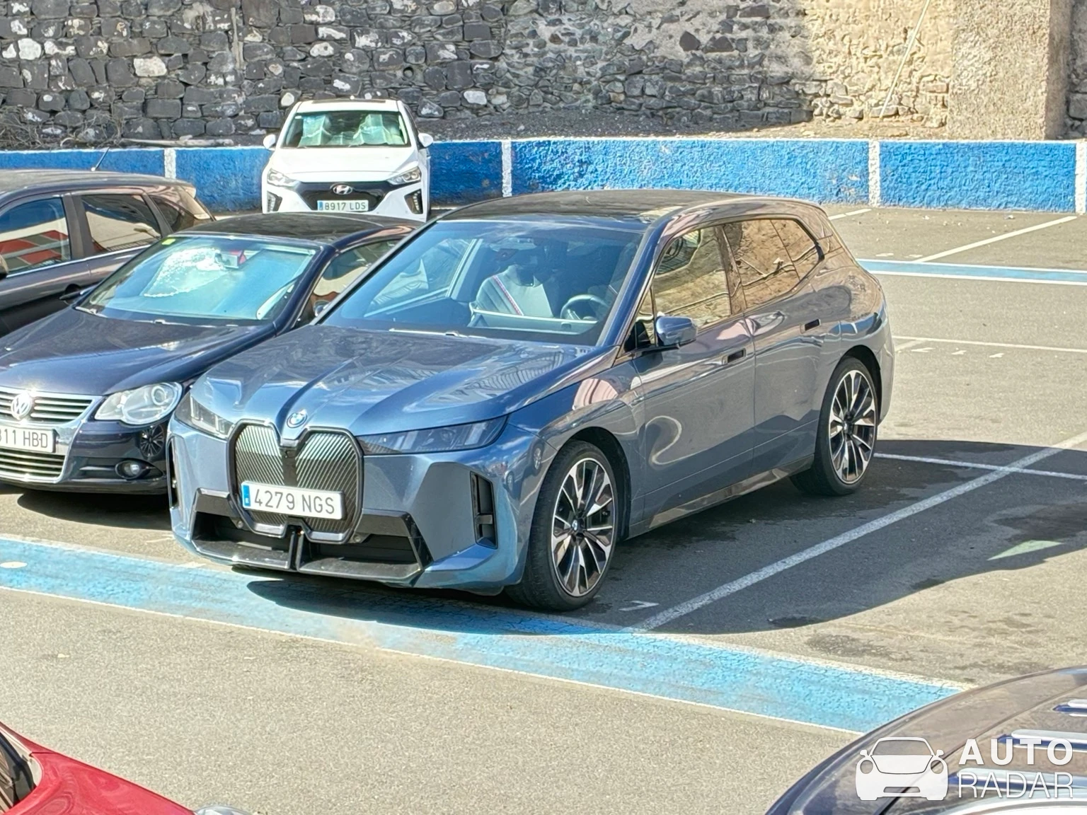 BMW iX M70 spotted in Las Palmas de Gran Canaria, España