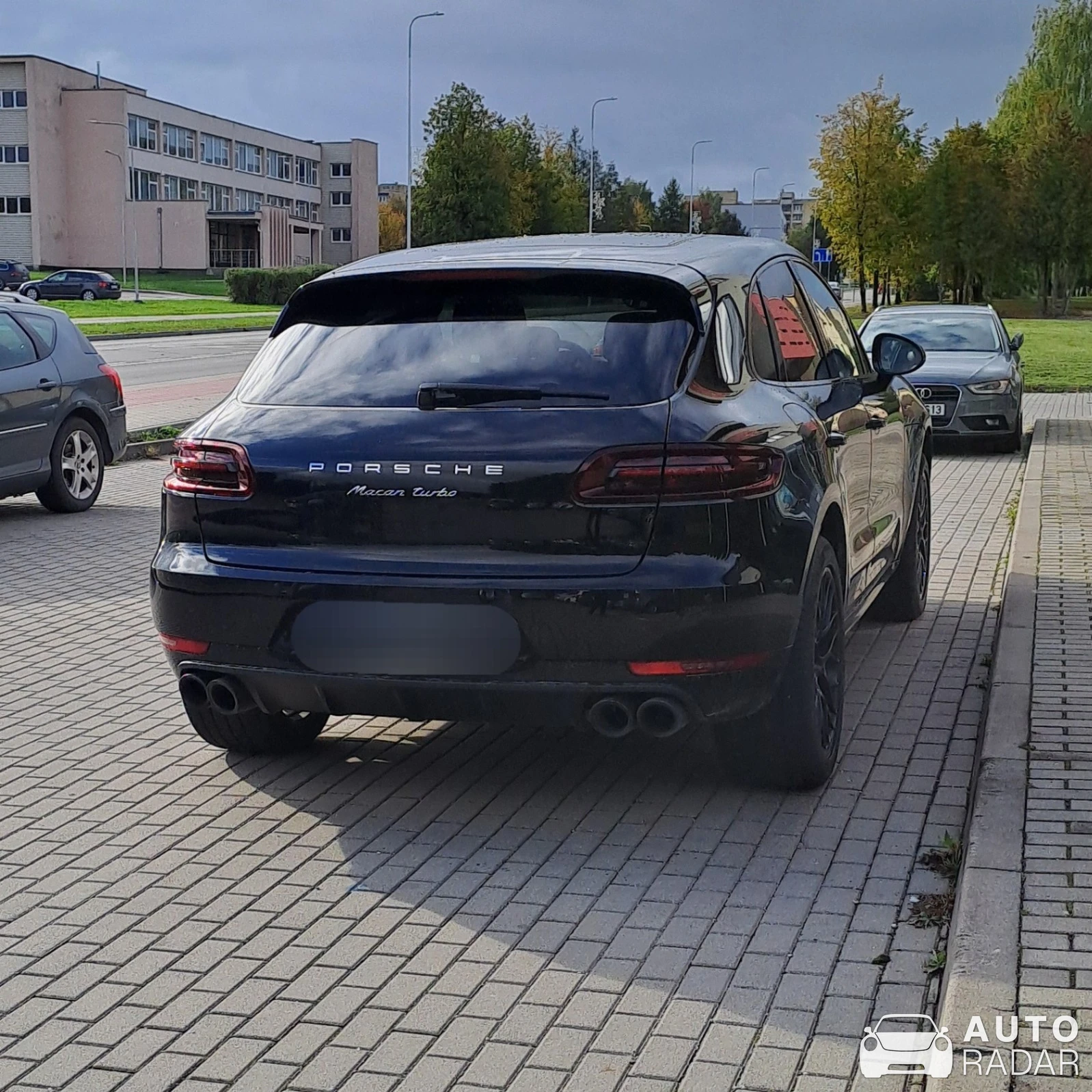 Porsche Macan Turbo spotted in Utena, Lithuania