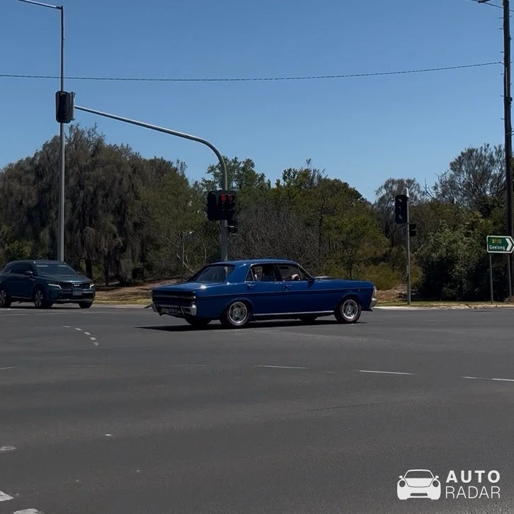 Ford Falcon XY GS spotted in Leopold
