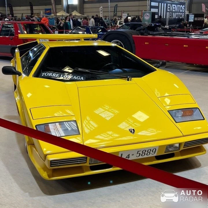 Lamborghini Countach LP400 S spotted in Baracaldo, España