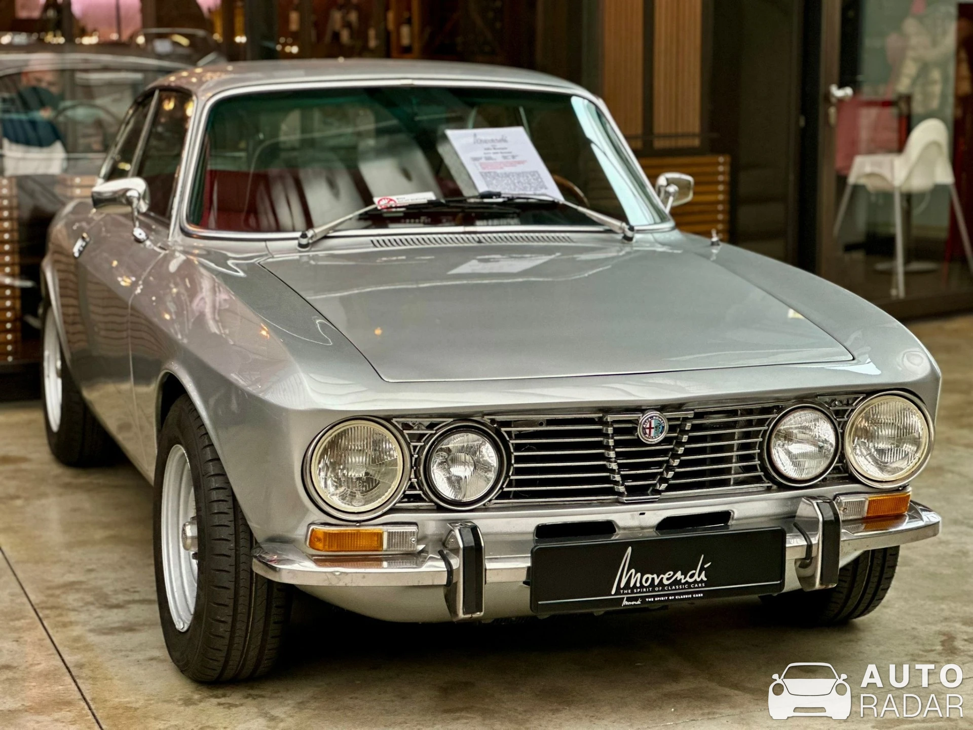 Alfa Romeo 2000 GT Veloce spotted in Düsseldorf, Germany