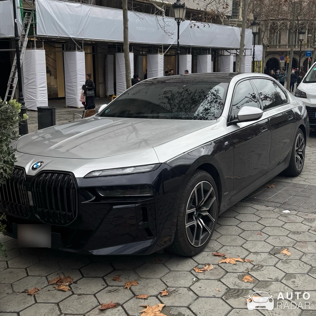 BMW 7 Series G70 spotted in Barcelona, España
