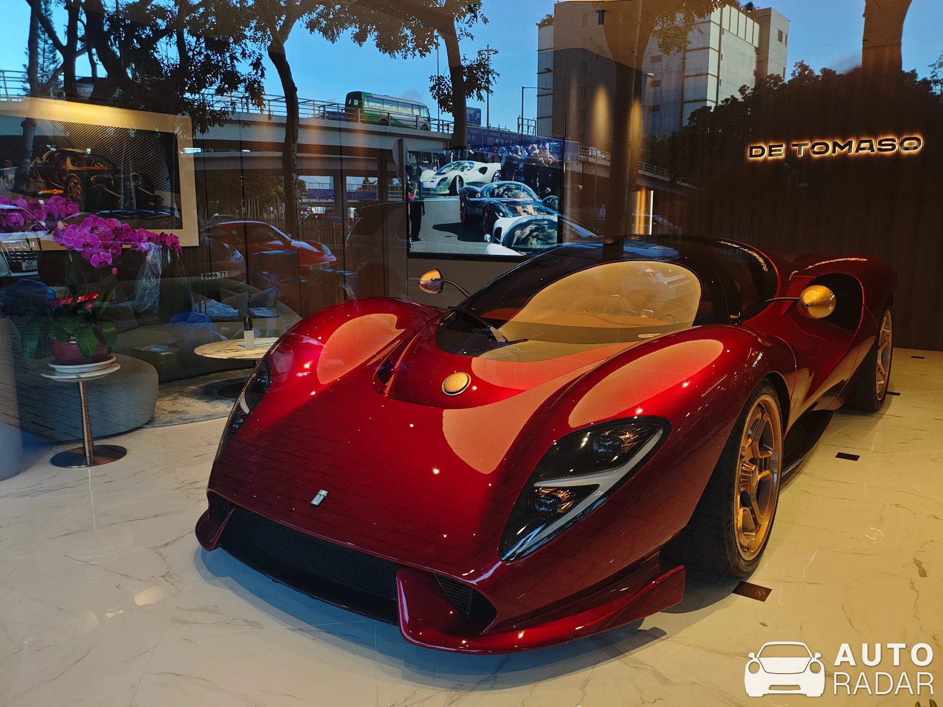 De Tomaso P72 spotted in Hong Kong