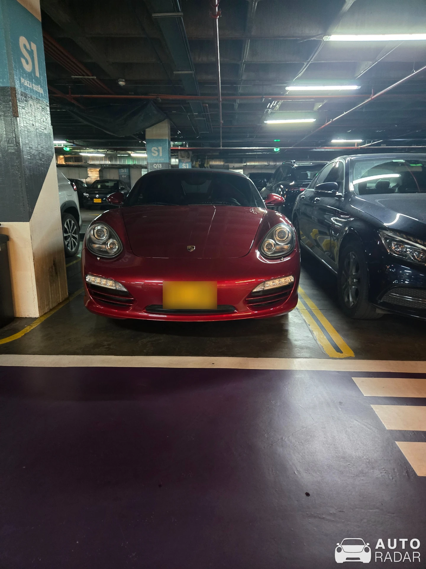 Porsche 987 Boxster spotted in Bogotá, Colombia