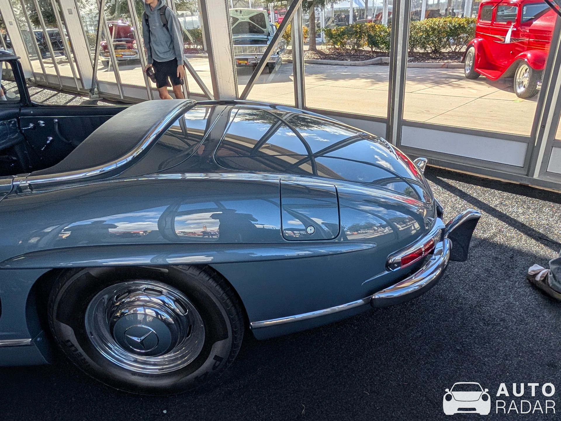 Mercedes-Benz 300SL Roadster spotted in Magaragadi, Nepal