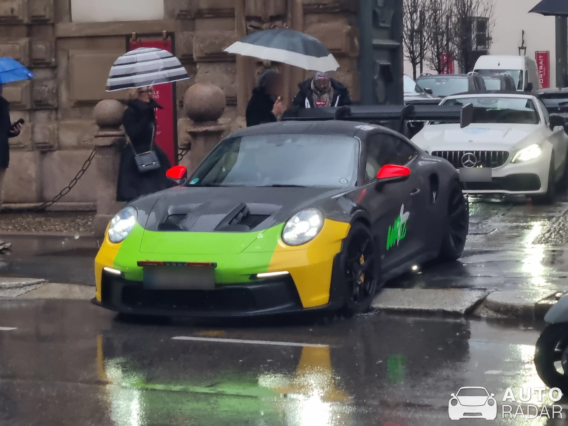 Porsche 992 GT3 RS MkI spotted in Milano, Italy