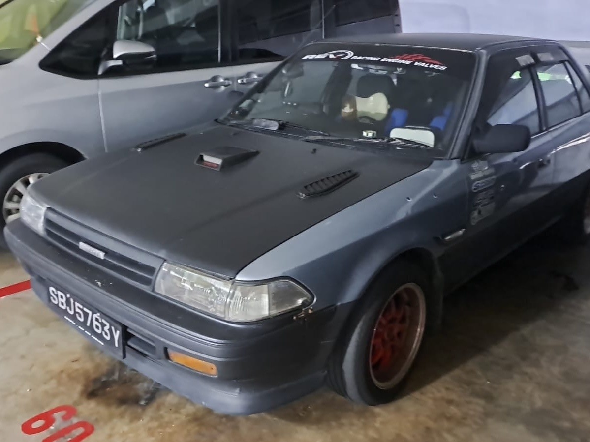 Toyota Corona RT40