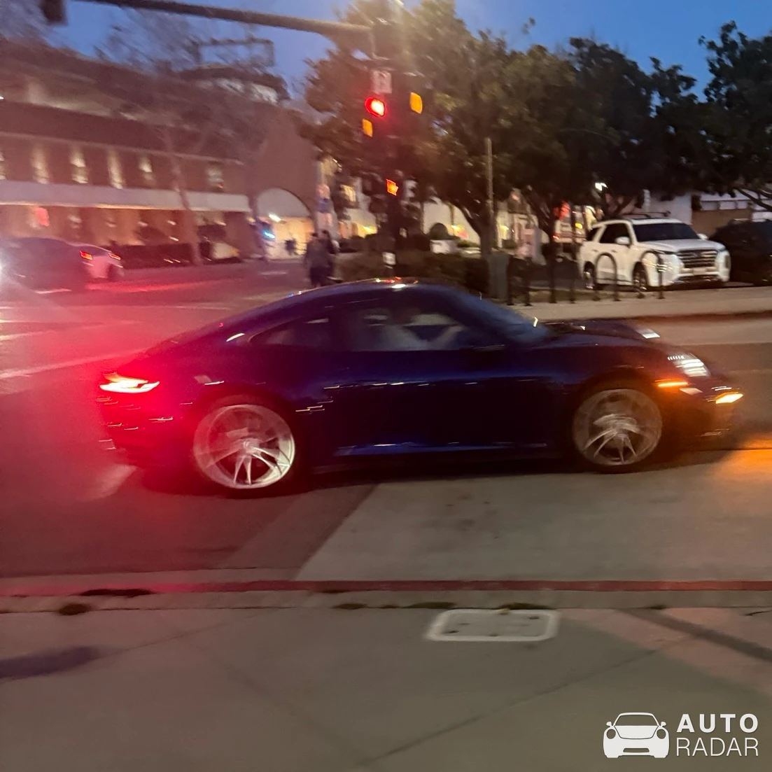 Porsche 992 Carrera MkI spotted in Sunnyvale, United States