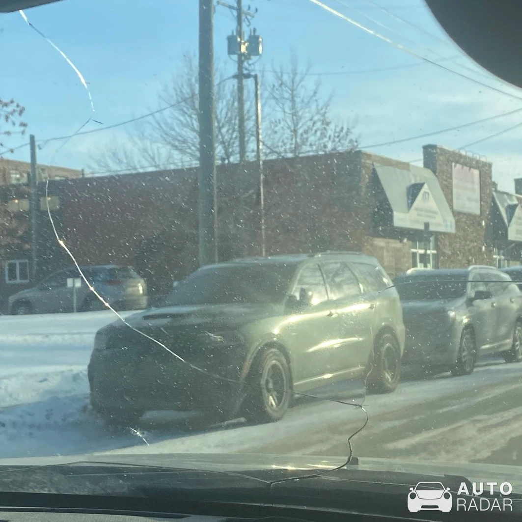 Dodge Charger SRT 392 2015 spotted in Calgary