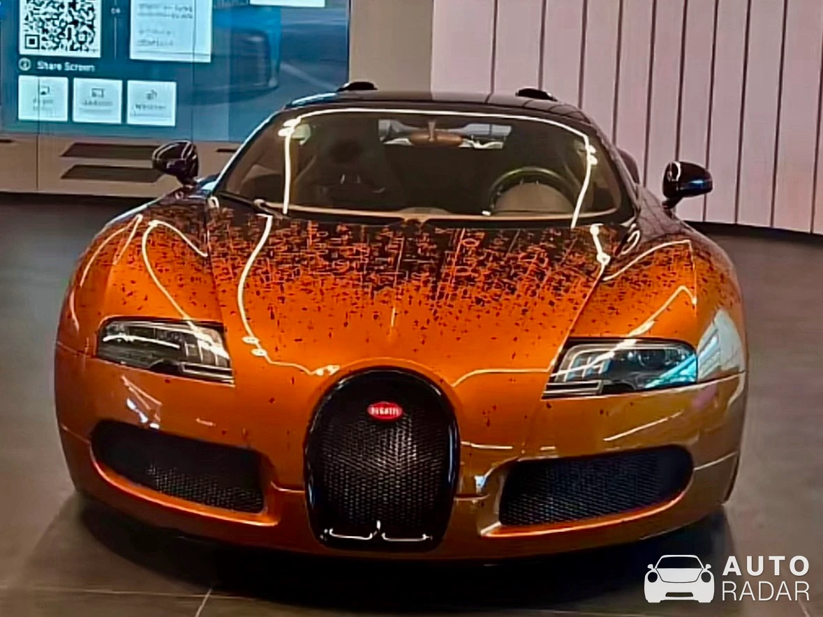 Bugatti Veyron 16.4 Grand Sport Venet spotted in Rotterdam