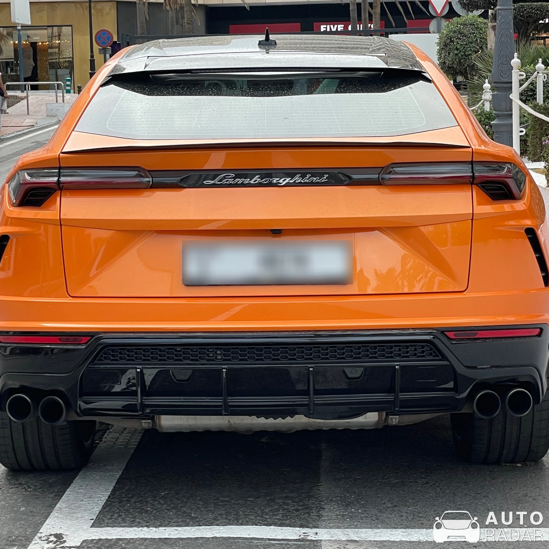 Lamborghini Urus spotted in Marbella, Spanien
