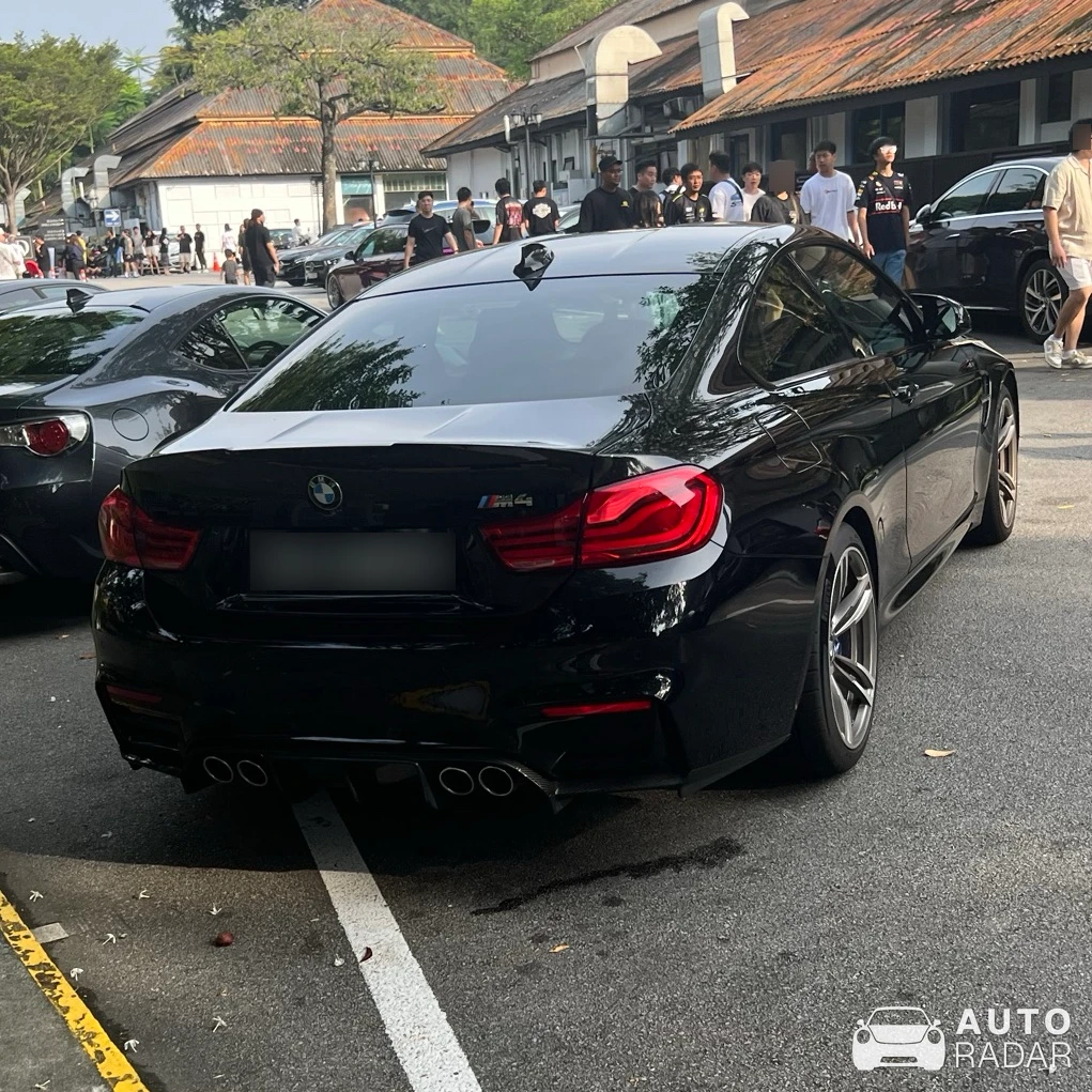 BMW M4 F82 Coupé spotted in Singapore, Singapore