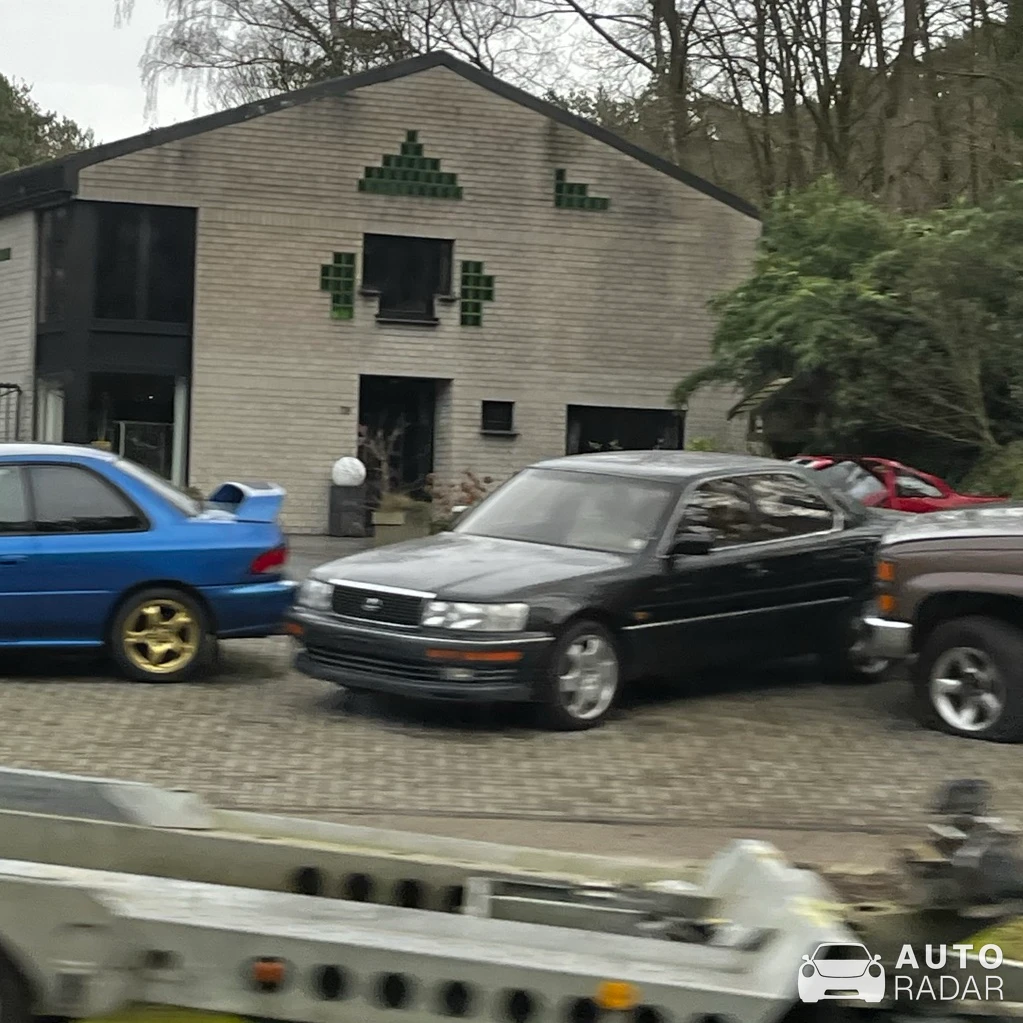 Lexus LS 430 spotted in Zutendaal, België
