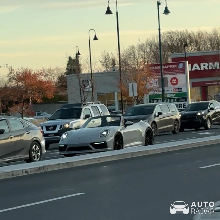 Porsche 992 Carrera 4S Cabriolet MkI spotted in Mascouche, Canada