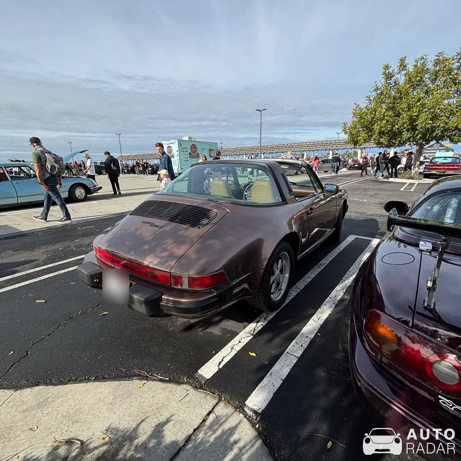 Porsche 911 SC Targa spotted in San Clemente, United States