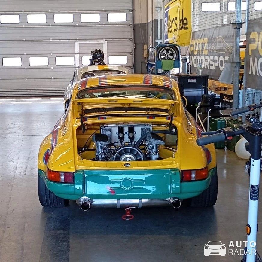 Porsche 911 Carrera 3.2 spotted in Nürburg, Germany