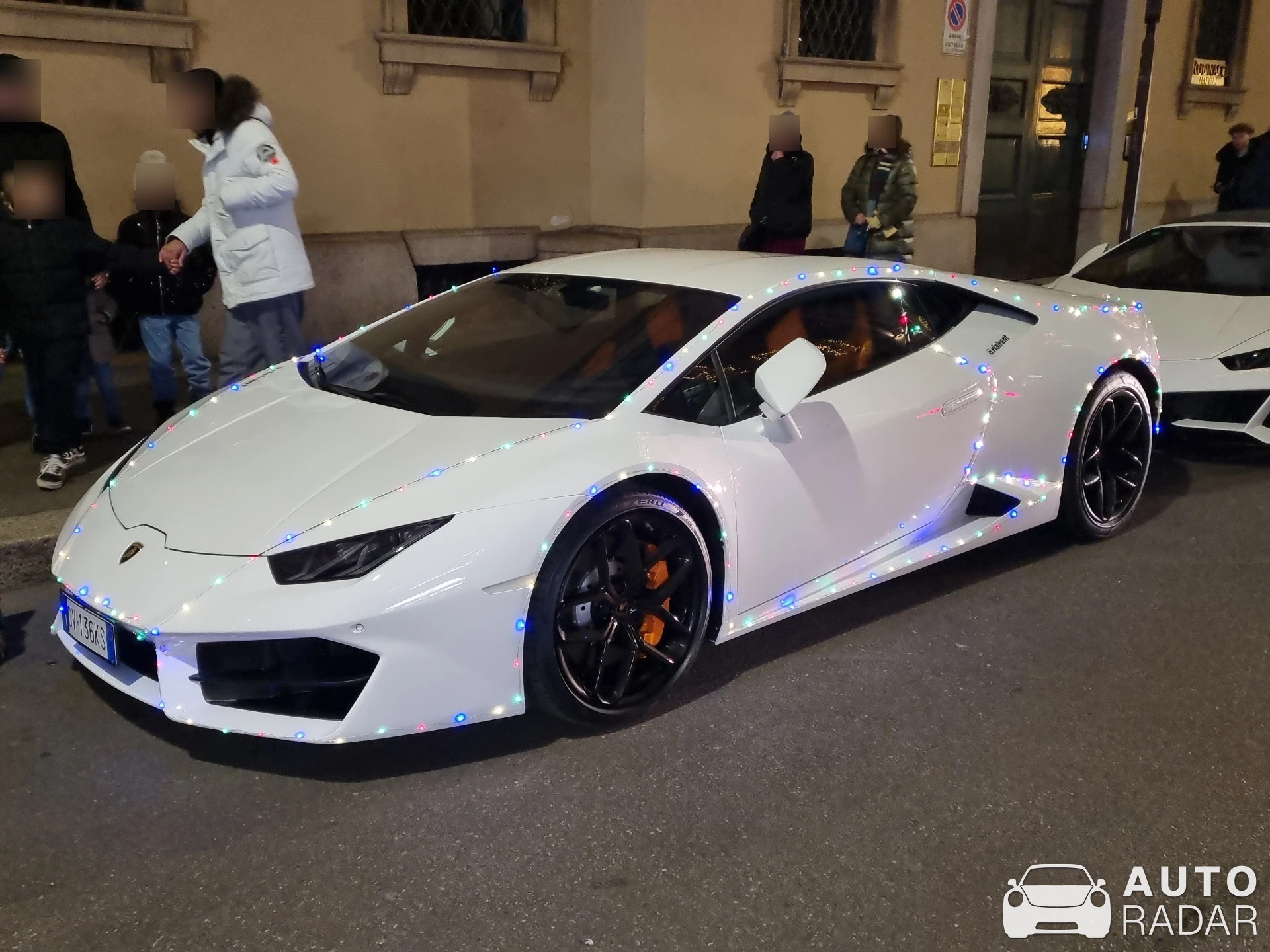 Lamborghini Huracán LP610-4 spotted in Milano, Italia