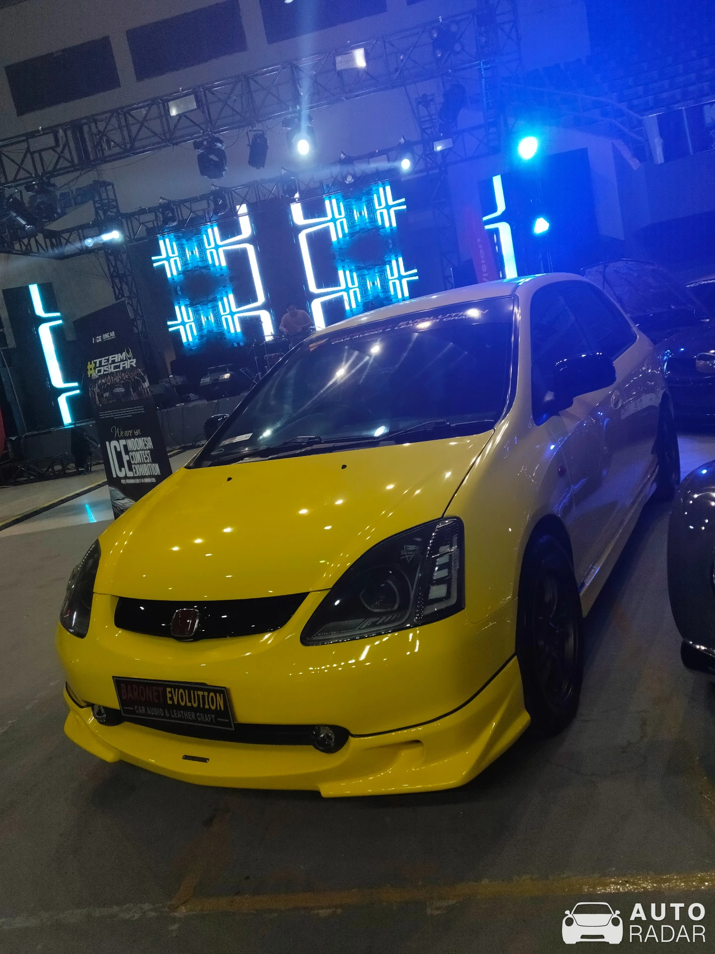Honda Civic Type R EP3 spotted in Palembang, Indonesia