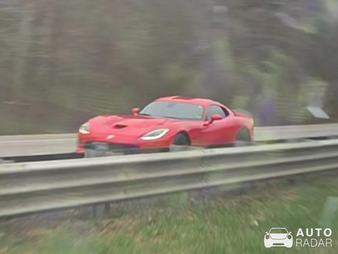Dodge Viper spotted in Taunton