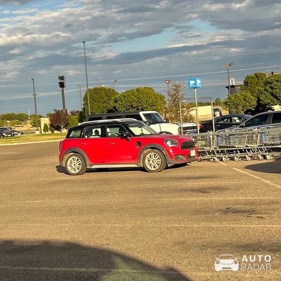 Mini R60 Countryman spotted in Amarillo