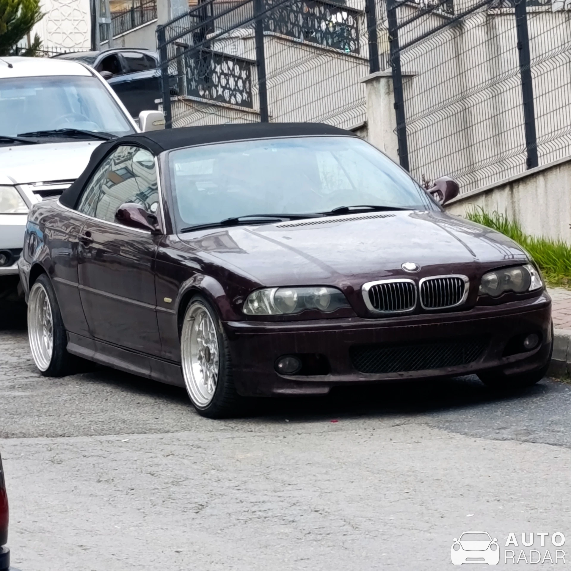 BMW 3 Series E46 Cabriolet spotted in Pendik