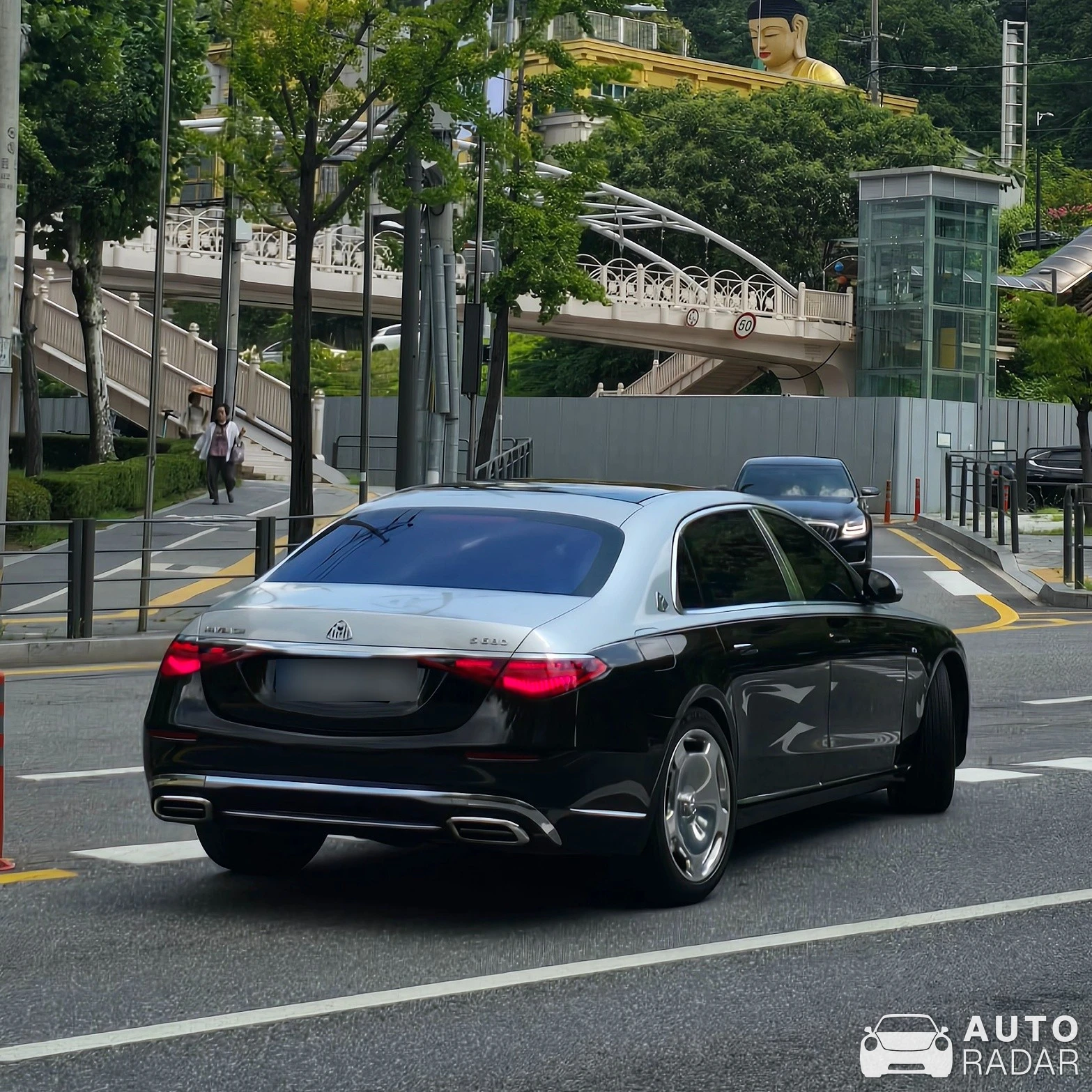 Mercedes-Maybach S 550 4MATIC spotted in Seoul