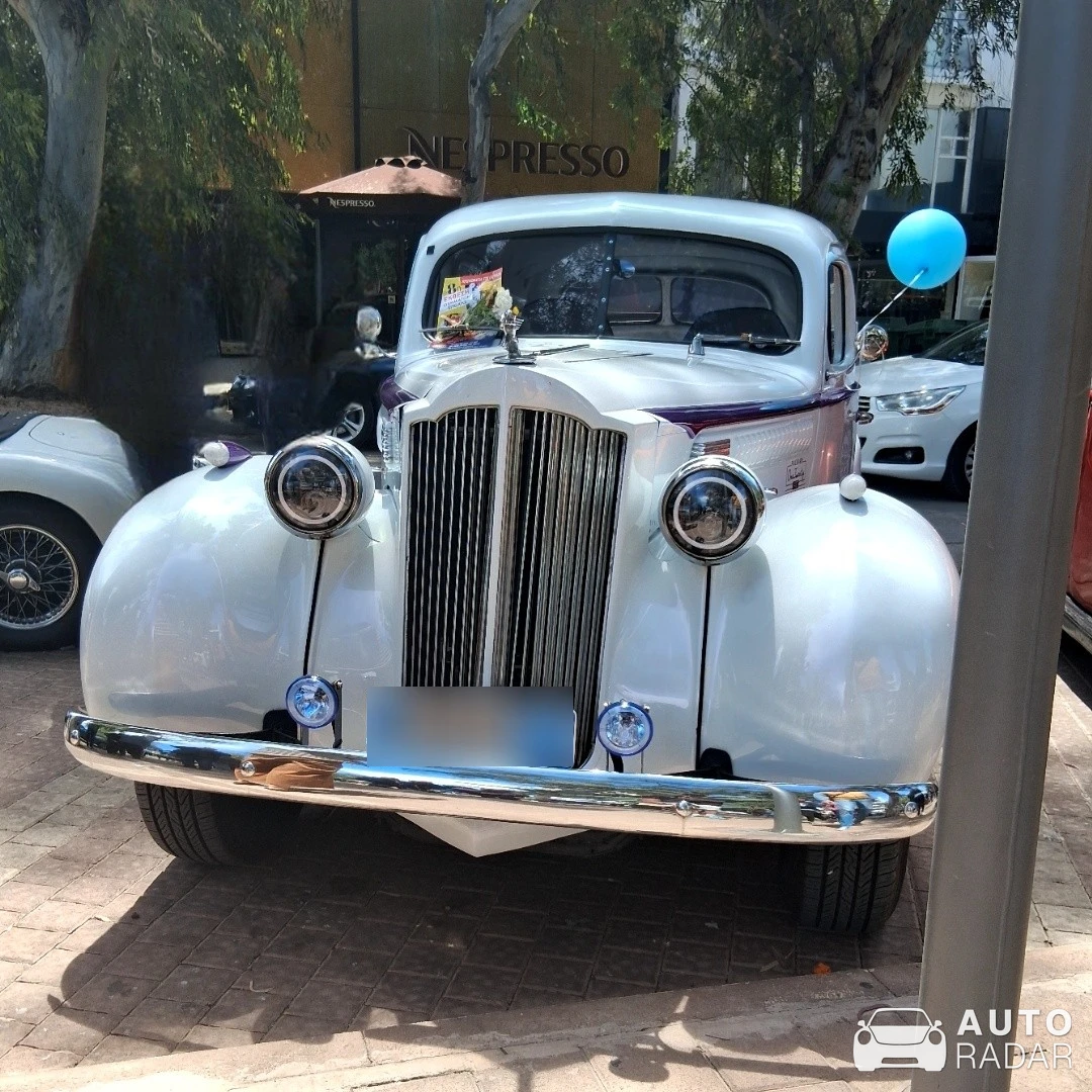 Packard 120 Touring Sedan  spotted in Glyfada