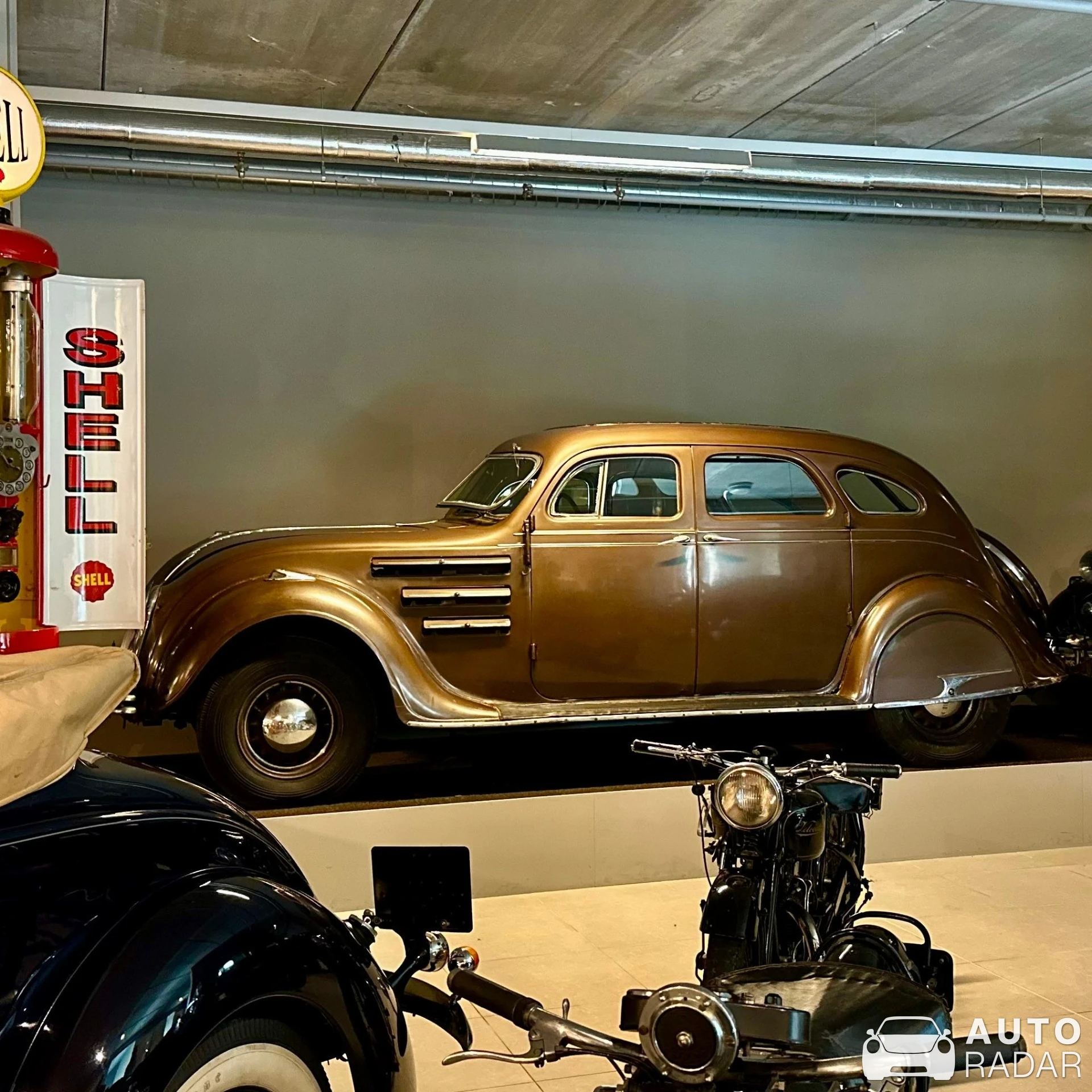 Chrysler Airflow spotted in Den Haag