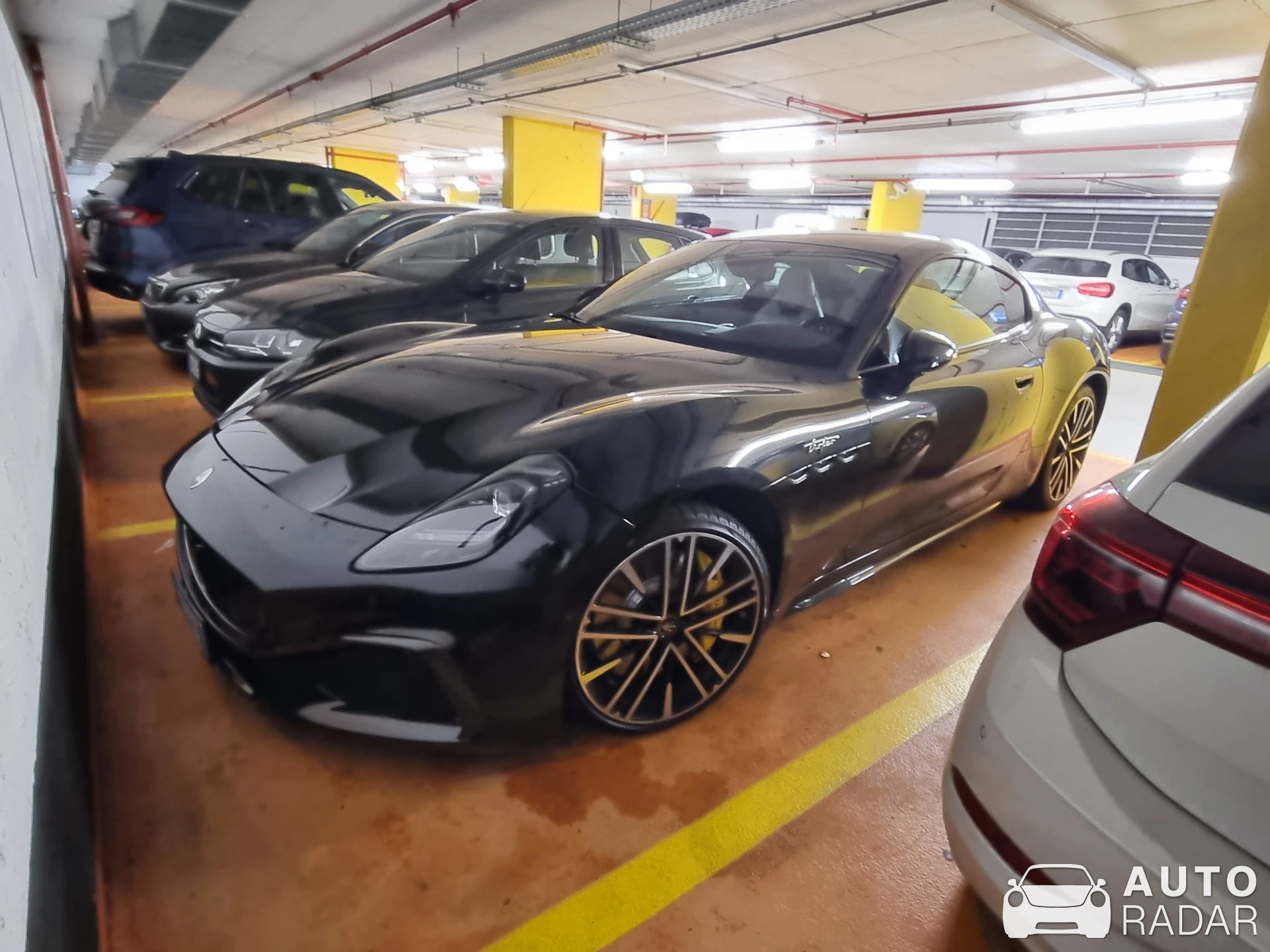 Maserati GranTurismo spotted in Milano, Italia