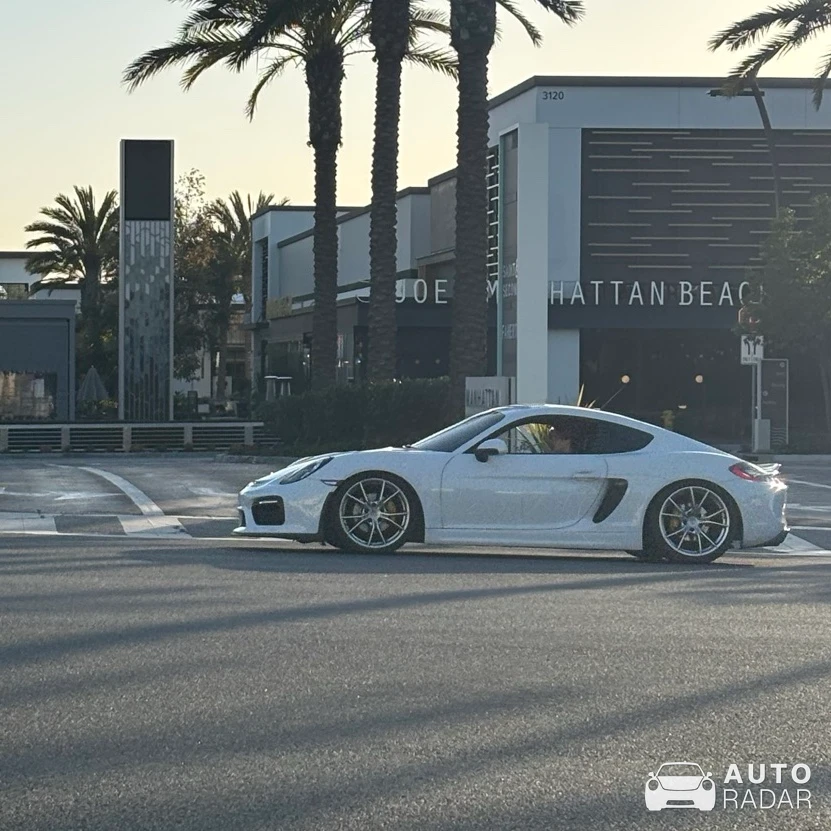 Porsche 981 Cayman GT4 spotted in Manhattan Beach, United States