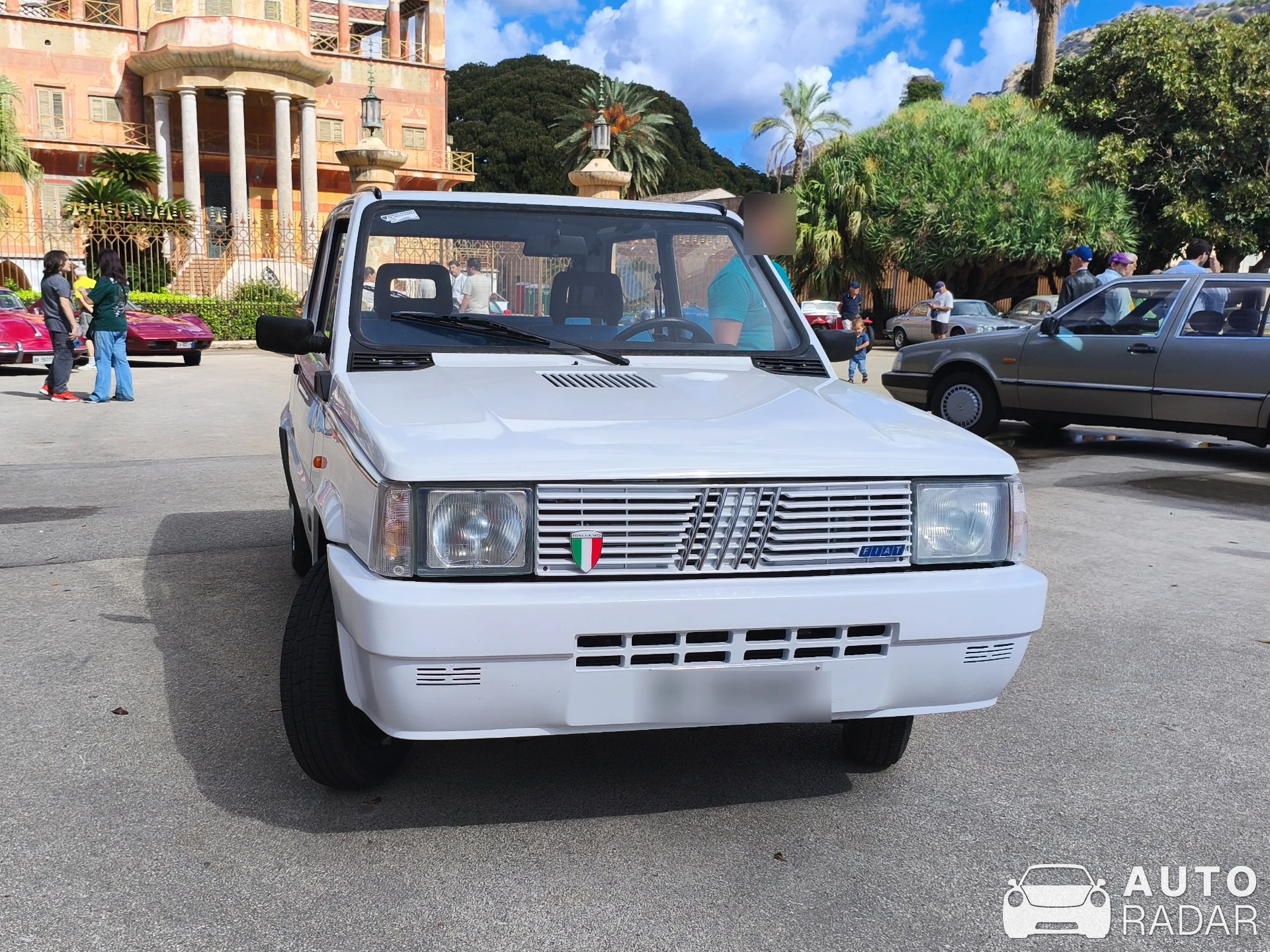 Fiat 750 spotted in Palermo