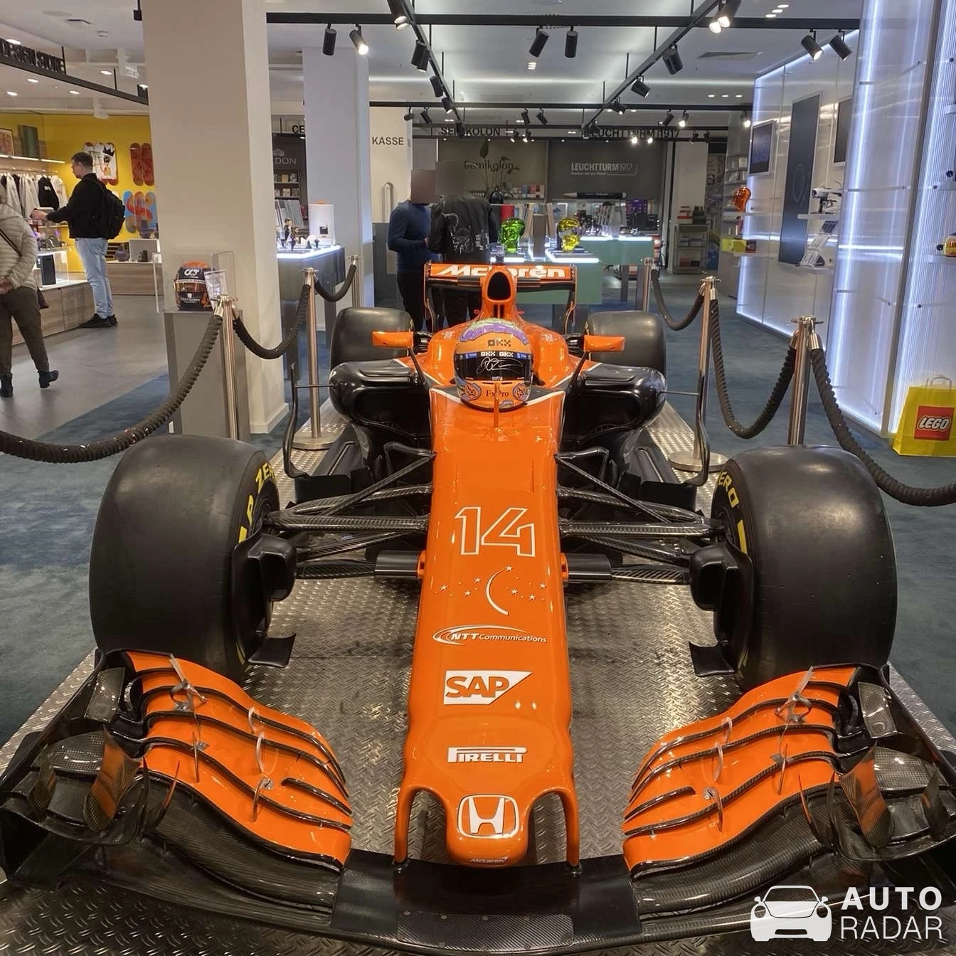 McLaren MCL32 spotted in Berlin