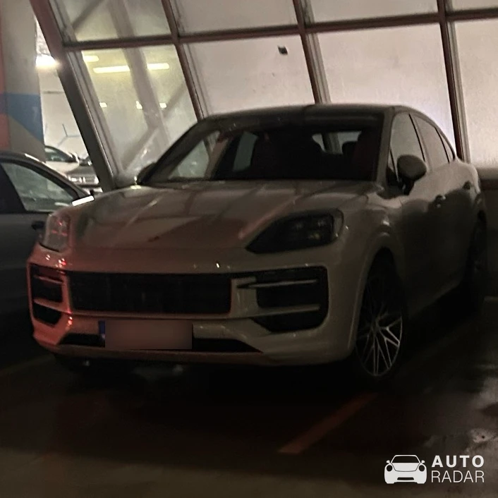 Porsche Cayenne Coupé spotted in Banská Bystrica, Slovensko