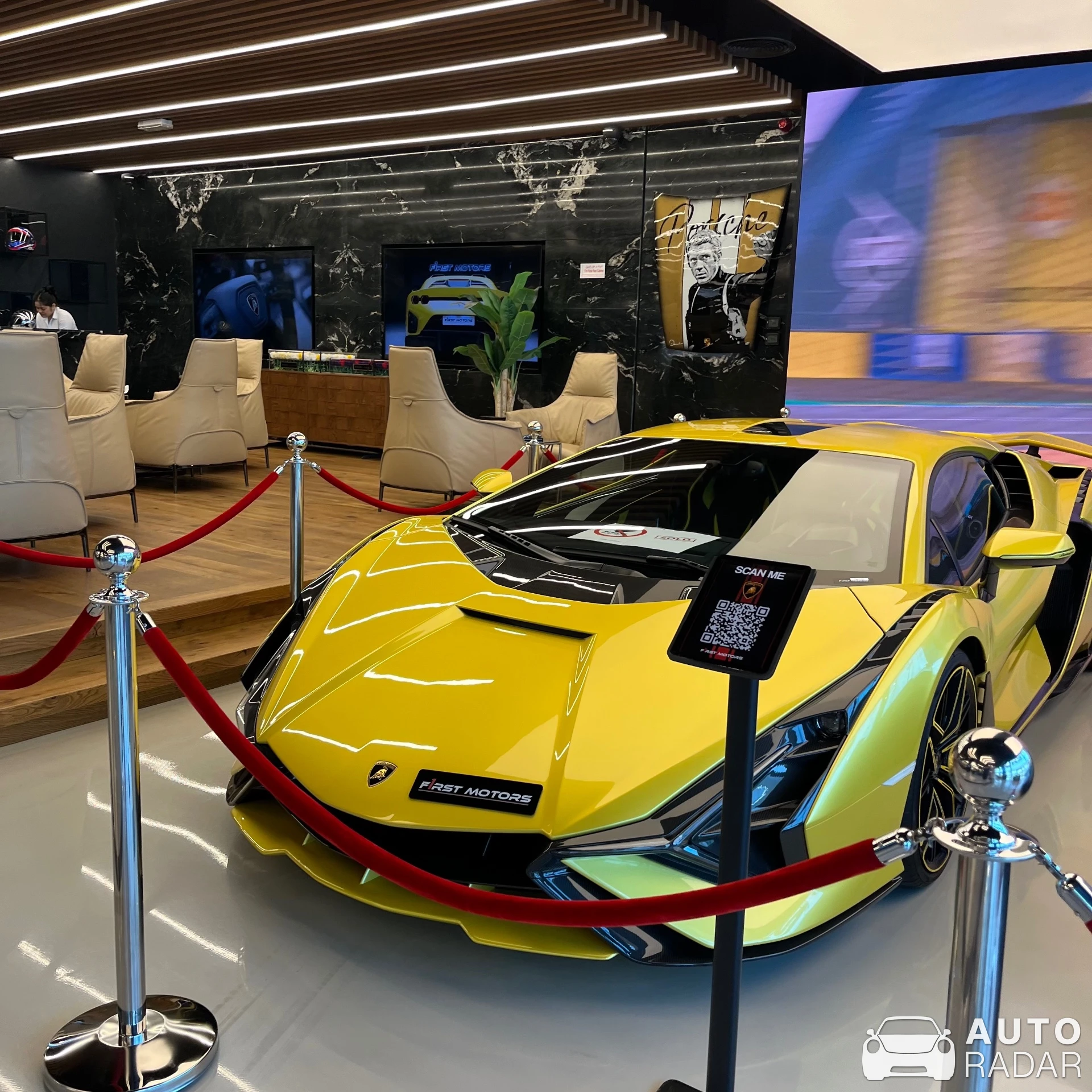 Lamborghini Sián FKP 37 spotted in Dubai, Vereinigte Arabische Emirate