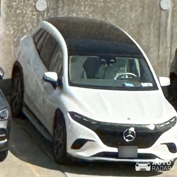 Mercedes-Benz EQS SUV spotted in White Plains