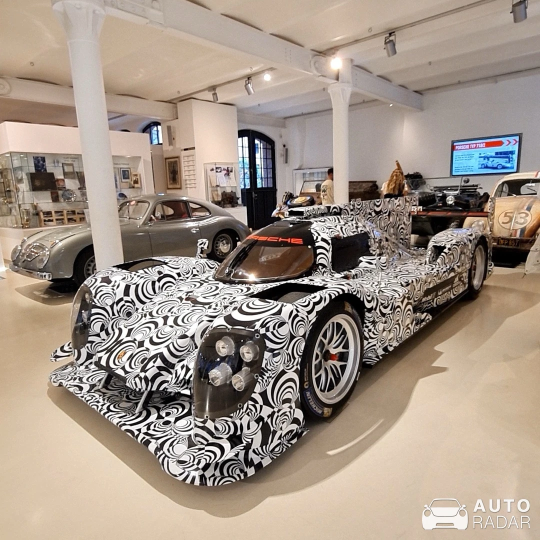 Porsche 919 Hybrid LMP1 Mock-Up spotted in Friedberg (Hessen)