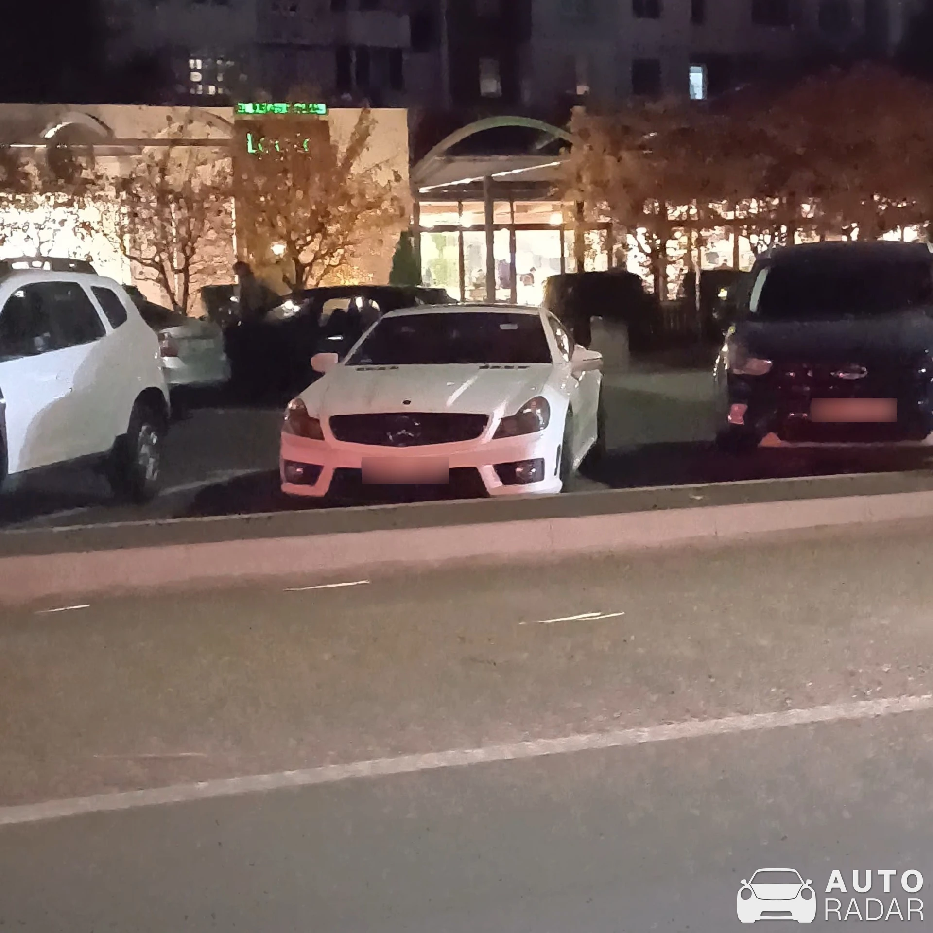 Mercedes-Benz SL 63 AMG spotted in Chișinău, Moldova