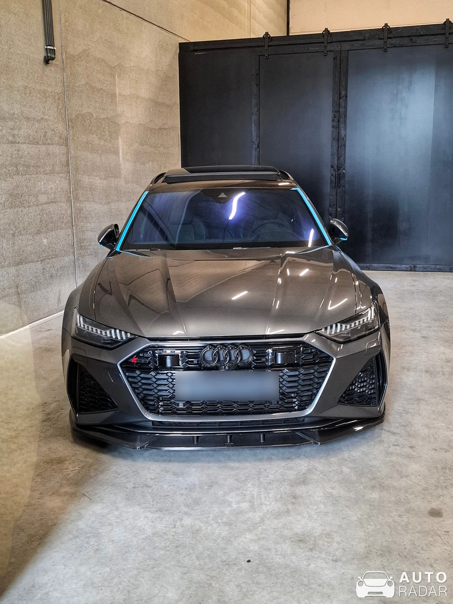 Audi RS6 Avant C8 Eventuri spotted in Brecht