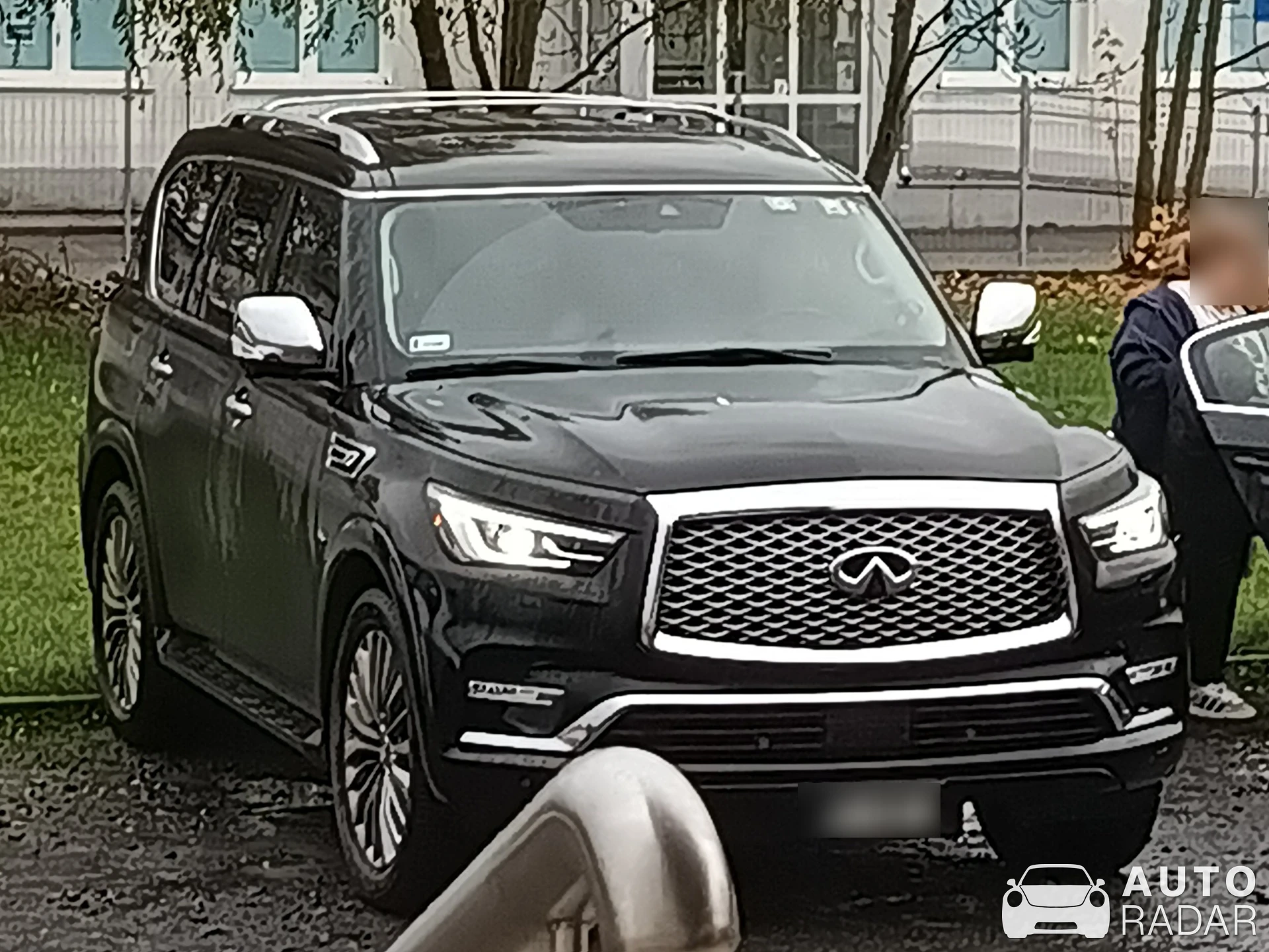 Infiniti QX80 spotted in Lwówek Śląski