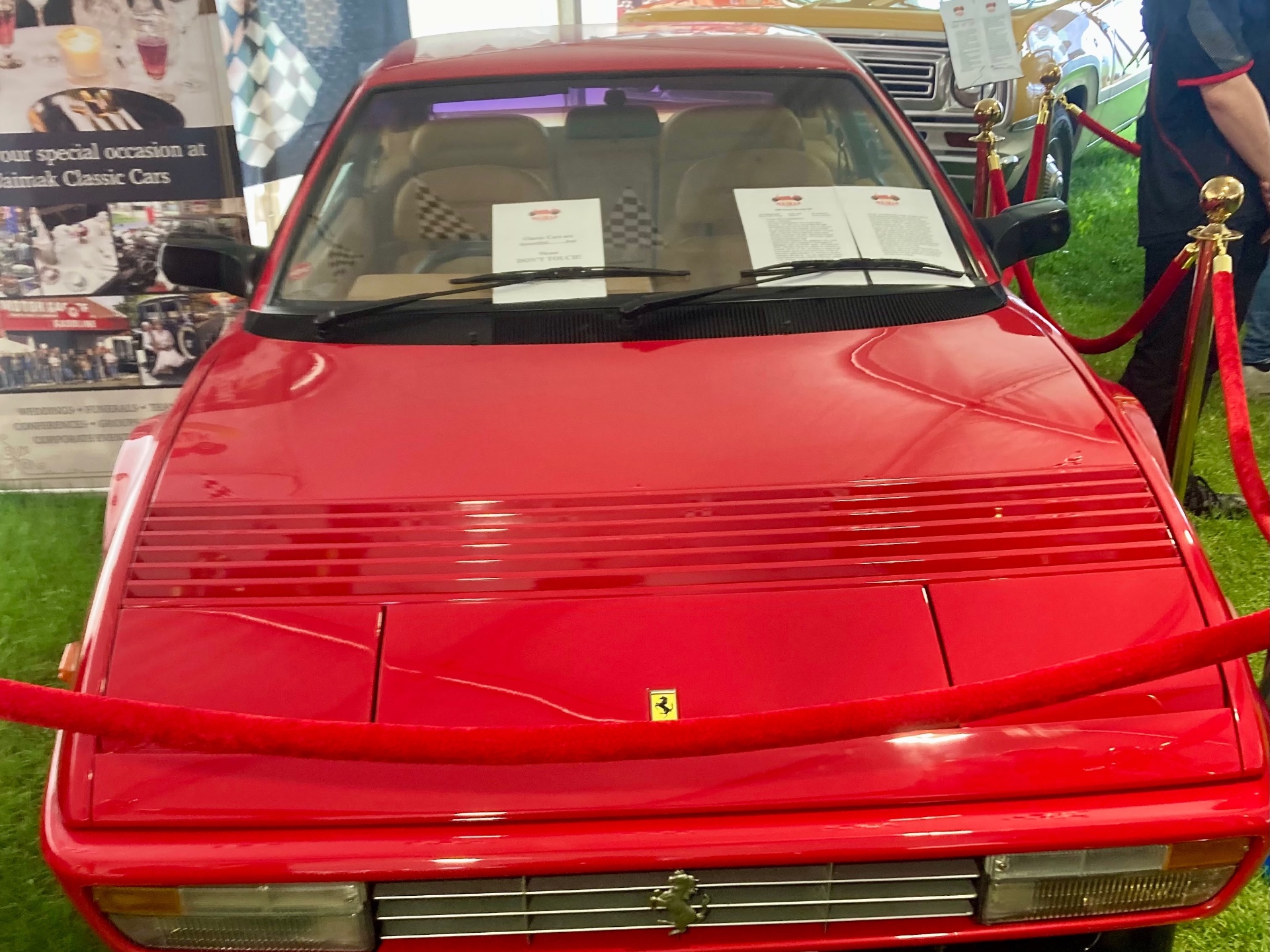 Ferrari Mondial 3.2