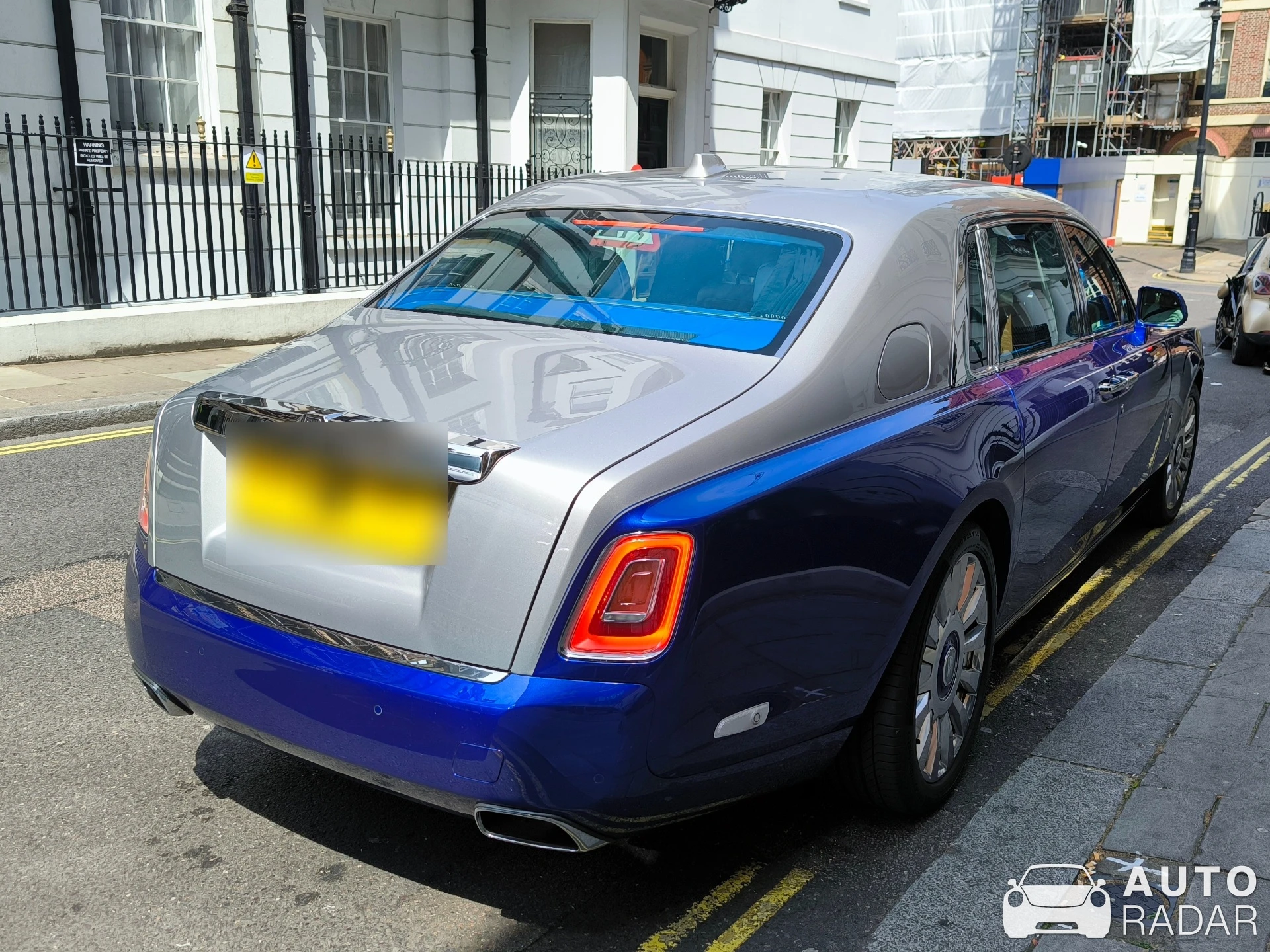 Rolls-Royce Phantom VIII EWB spotted in London