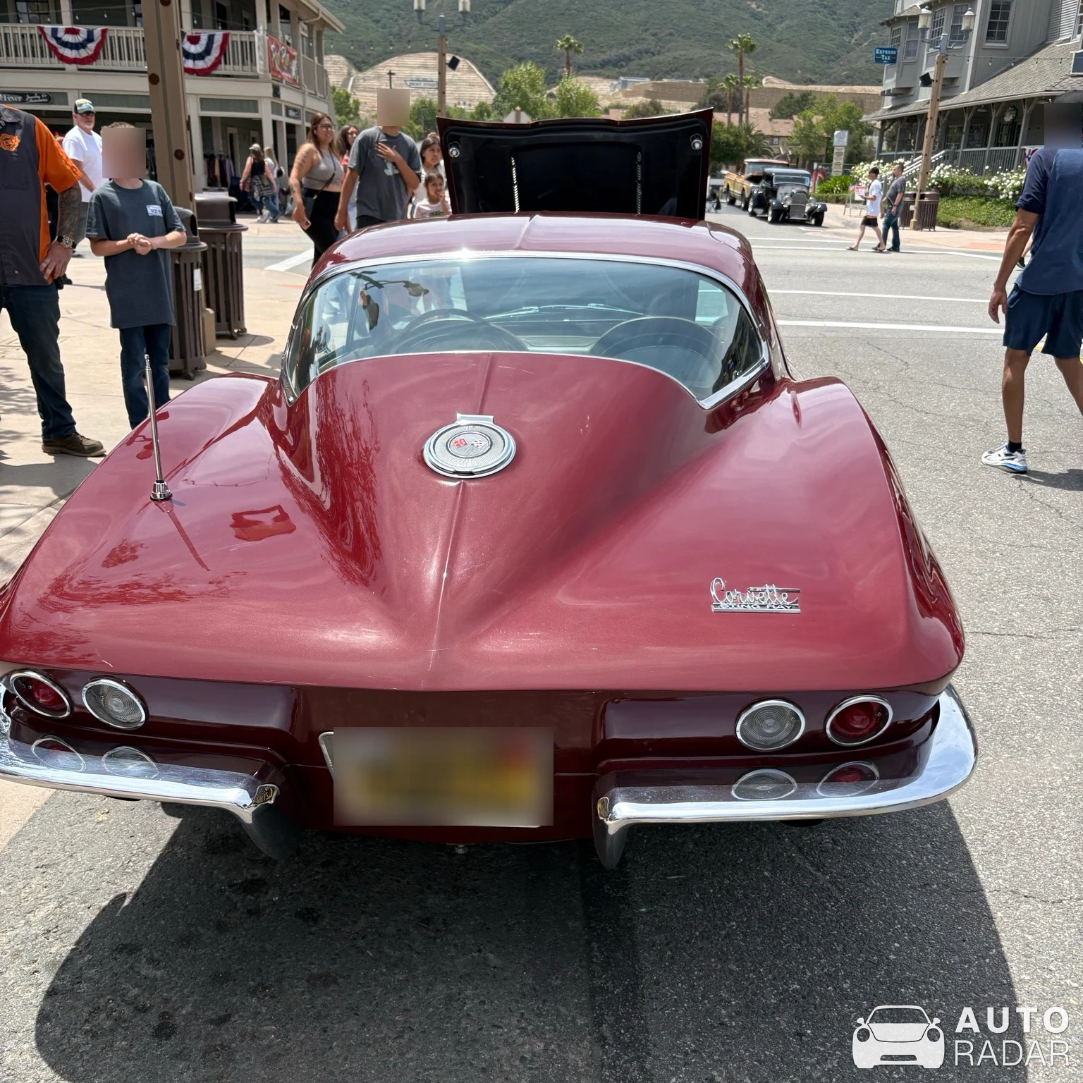 Chevrolet Corvette C2 Stingray spotted in Temecula
