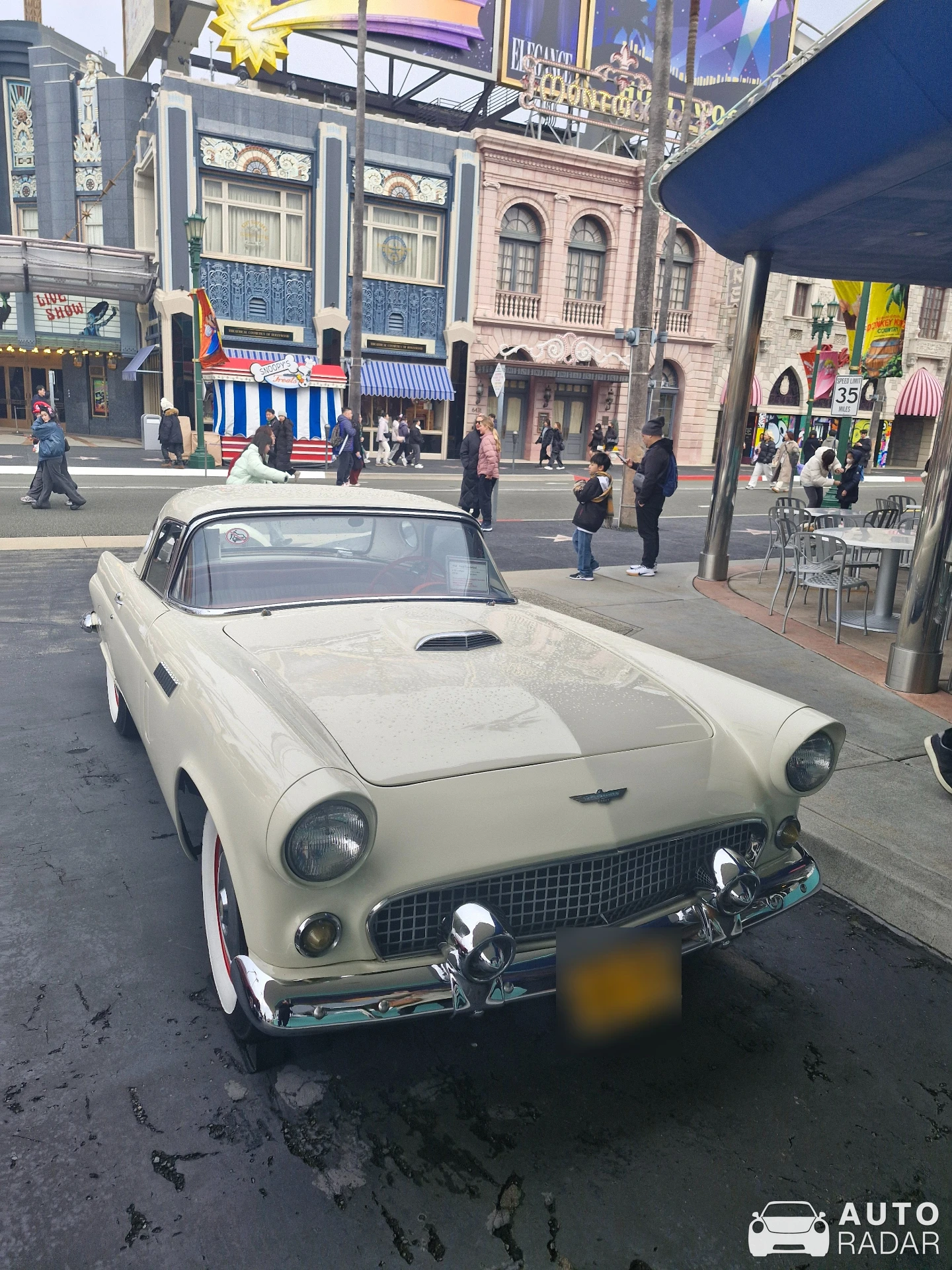 Ford Thunderbird spotted in Osaka, Japan