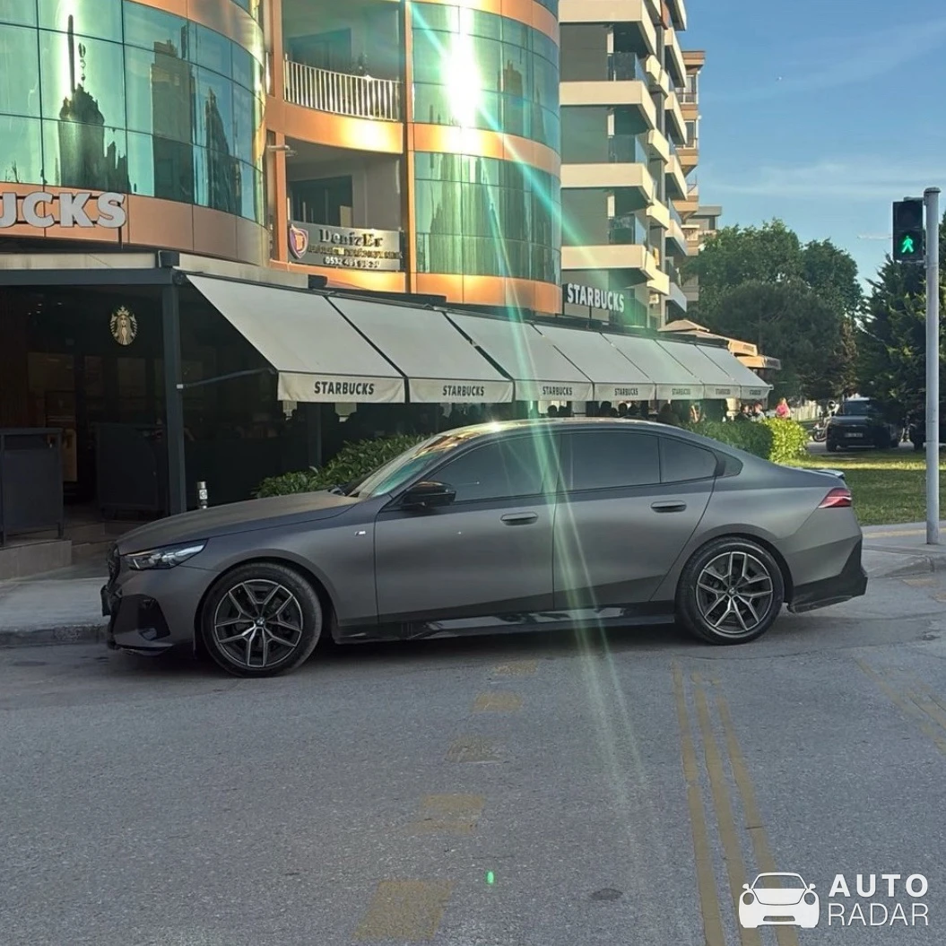 BMW 5 Series G60 spotted in Bayrakli