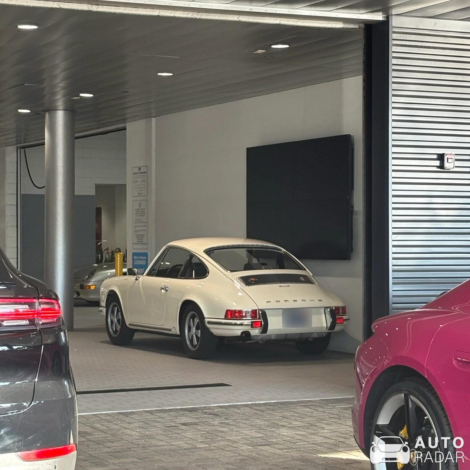 Porsche 911 T spotted in Hawthorne, United States