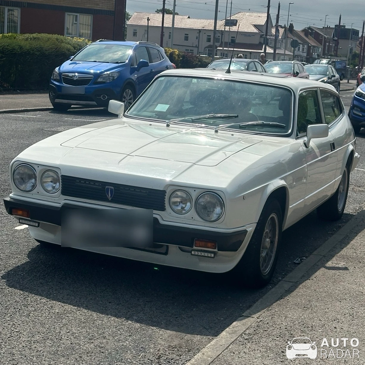 Reliant Scimitar GTE SE6 spotted in Blackpool