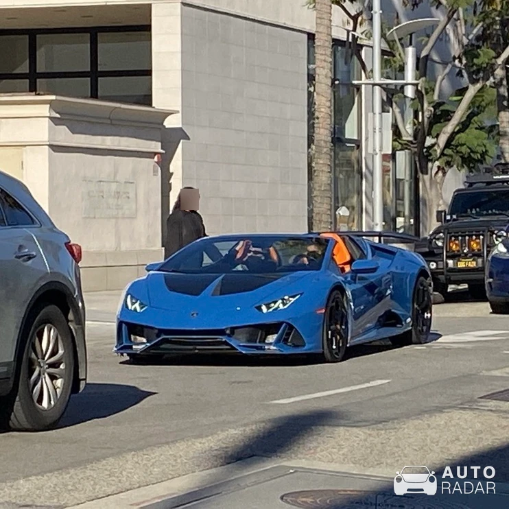 Lamborghini Huracán LP640-4 EVO Spyder spotted in Beverly Hills, United States